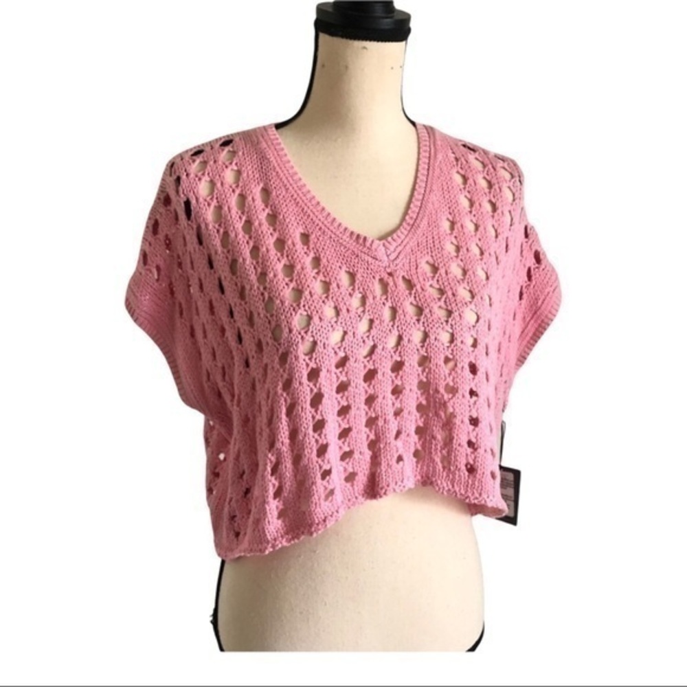 NWT Gabby Isabella OverSize Pink Crochet V-Neck Crop Top Size M